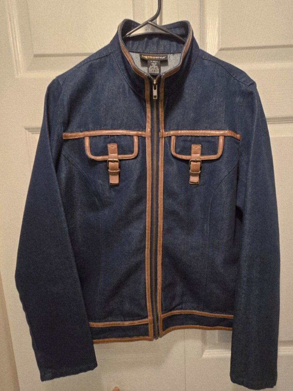 METROStyle Women's Navy Denim Long Sleeves Jacket w/Faux Leather Trim - Size 12 - Picture 3 of 11